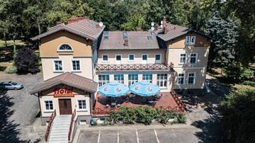 Фотографии Отель Dworek Brodowo Restauracja Hotel Przyjęcia г. Brodowo (Польша) №1 Фото Отель Dworek Brodowo Restauracja Hotel Przyjęcia г. Brodowo 1